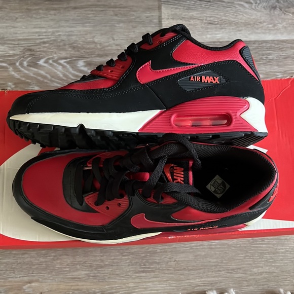 Nike Air Max 90 LTR (GS) - Crimson Gym Red/Gym Red-Black - Size 6.5Y - Picture 11 of 11